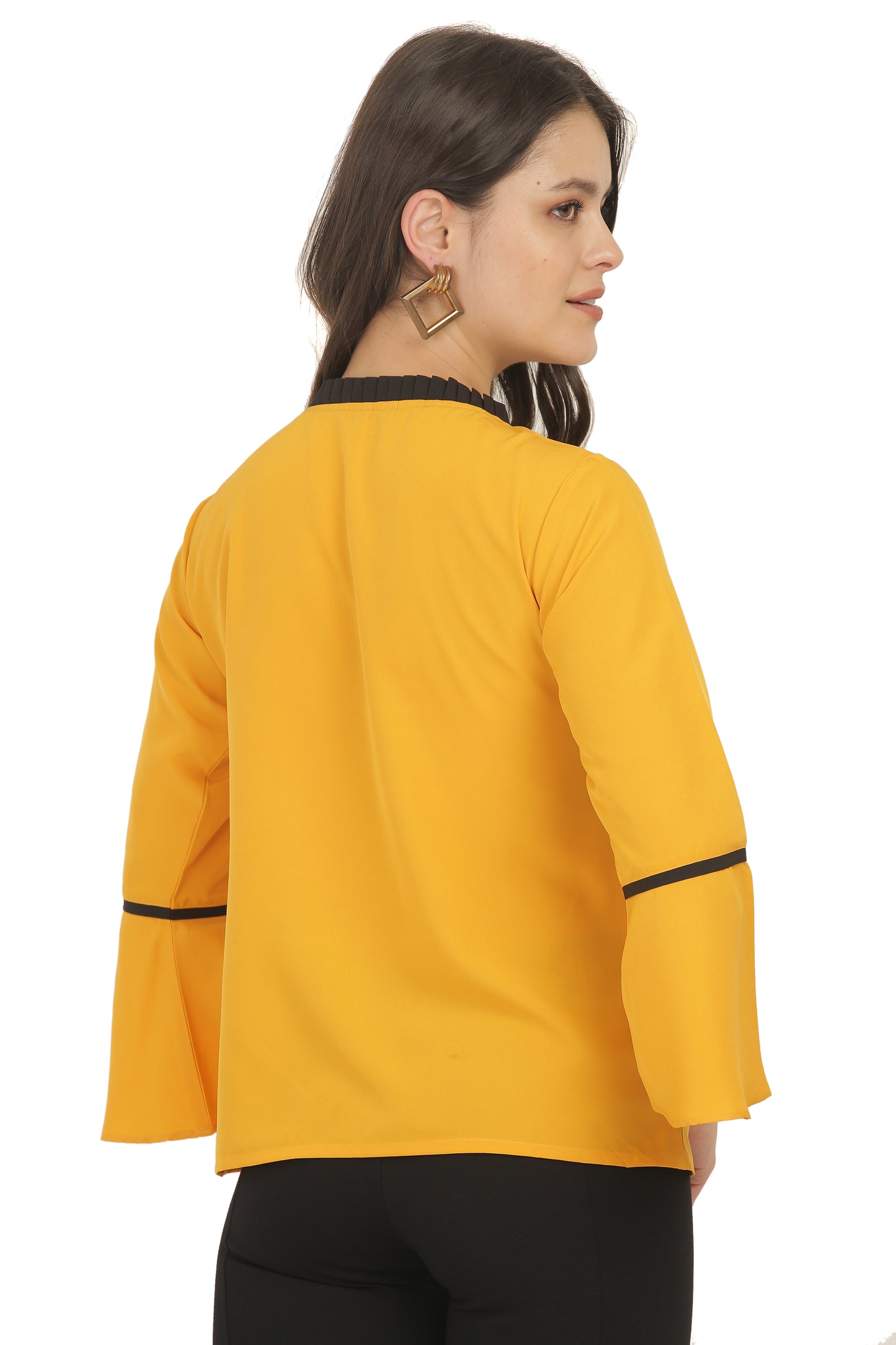 Tassel Top for Effortless Professional Style